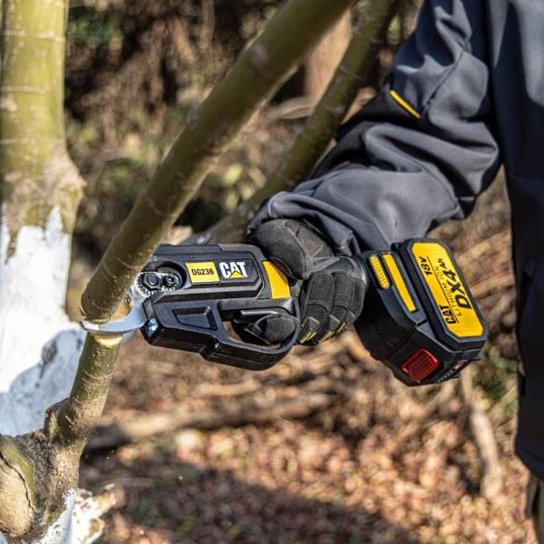 CAT DG236 Akülü Profesyonel Dal Budama Makası 18Volt 2.0A Li-ion
