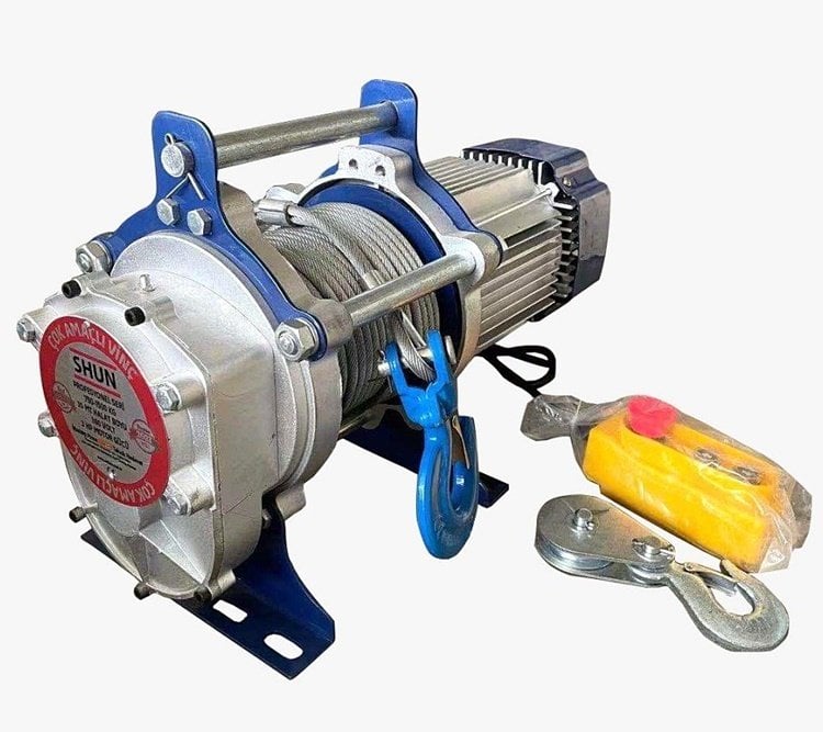 Shun 1500 kg. Profesyonel Çok Amaçlı Vinç 30 mt/380V