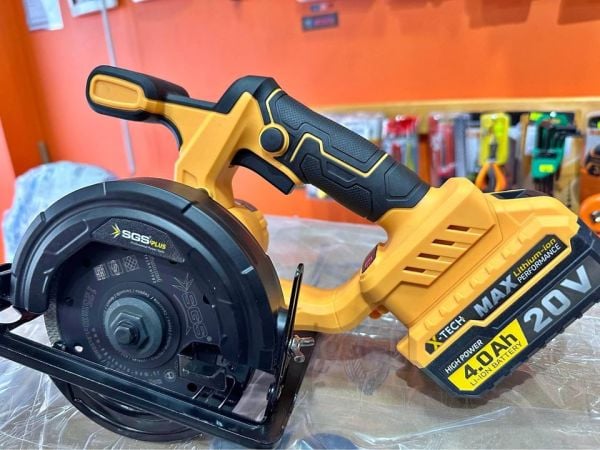 SGS Li-İon Akülü Kömürsüz Motor Şarjlı Granit Mermer Kesici 20V / 4,0 ah