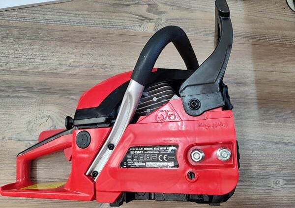 Euromax 2,69 hp Benzinli Ağaç Kesme Motoru 450 mm