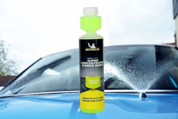 Michelin MC31975 Süper Konsantre Cam Suyu Katkılı Limon Aromalı 250 ml.