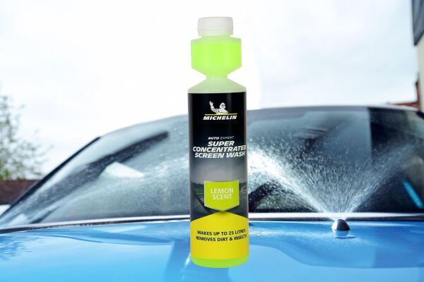 Michelin MC31975 Süper Konsantre Cam Suyu Katkılı Limon Aromalı 250 ml.