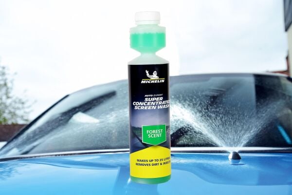 Michelin MC31999 Süper Konsantre Cam Suyu Katkılı Bahar Kokulu 250 ml.