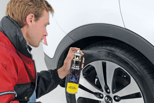 Michelin MC31432 Lastik Parlatıcı Sprey 520 ml.