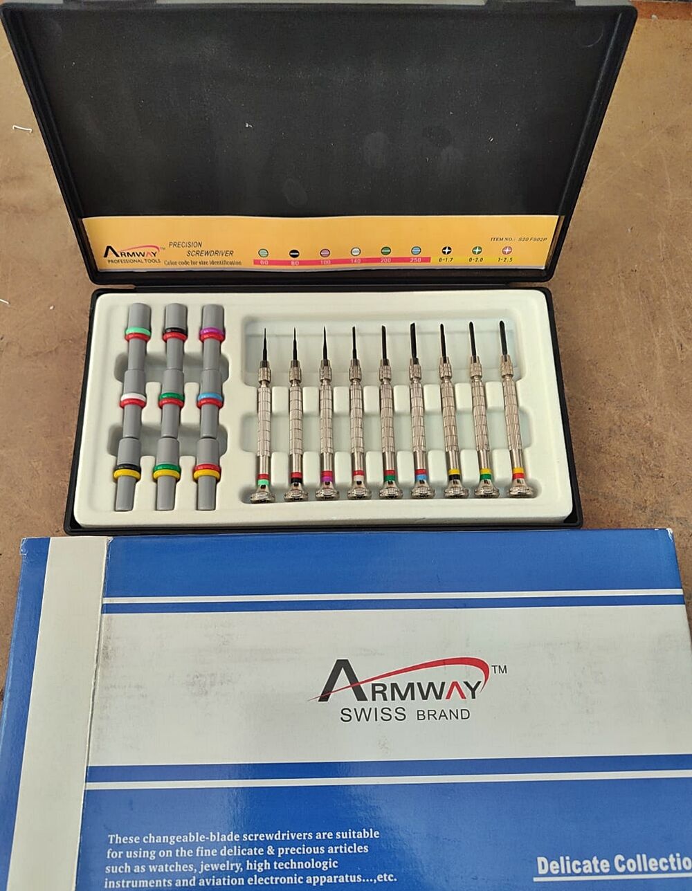 Armway S20F902P Plastik Kutulu Saatçi Tornavida Seti (9 Parça + 18 Yedek)