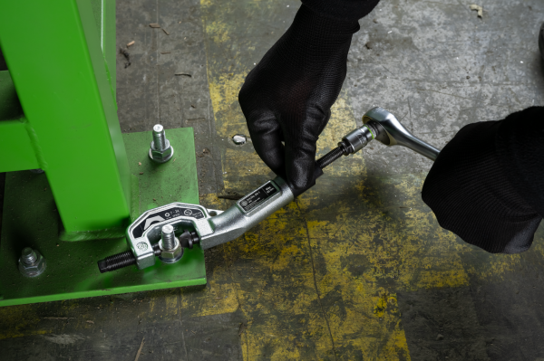 KUKKO 56-2 Hidrolik Somun Patlatma 22-36 mm