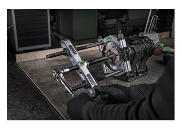 Kukko 15-E Dış Rulman Çektirme Takımı 30-250mm