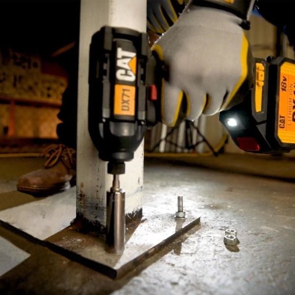 CAT DX71 Çift Akülü Şarjlı Darbeli Tornavida 18Volt 2.0Ah
