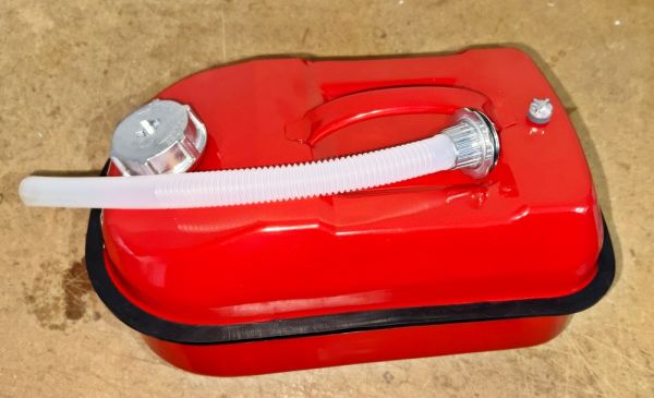 Steweld  Yatay Kırmızı Metal Benzin Bidonu 5 Litre