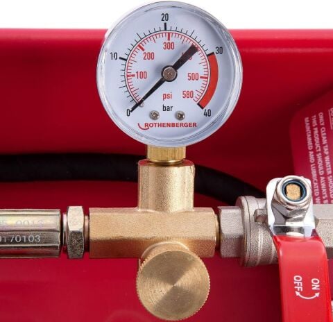 Rothenberger RP30 Manuel Test Pompası 0-30 Bar – Profesyonel Tesisat Basınç Test ve Kaçak Kontrol Pompası