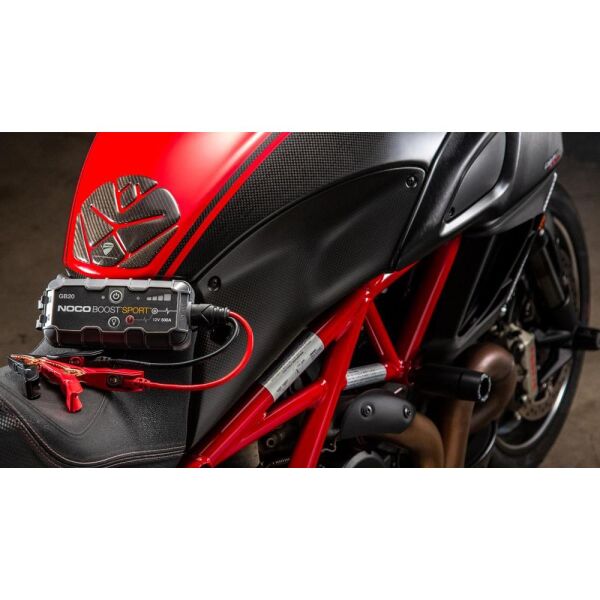 NOCO Genius GB20 Lityum Akü Takviye 12V 500Amp+ Powerbank + Led Lamba