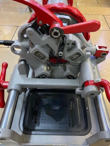 Tuwei  TWT-1T50B Tezgah Tipi Boru Paftası Manuel Kafa 1/2''-2''