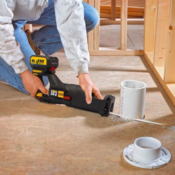 CAT DX52BC  Li-ion Tek Akülü  Şarjlı Tilki Kuyruğu Testere 18Volt 2.0Ah