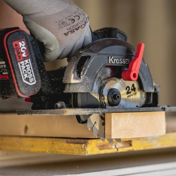 Kress KUE15 Çift Akülü Şarjlı Daire Testere  20Volt 4.0Ah.