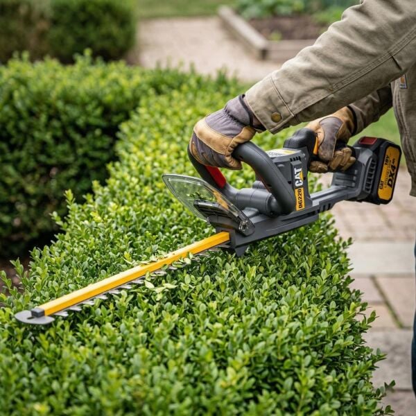 CAT DG220 18V 4.0Ah Li-ion Akülü Kömürsüz Motorlu 61cm Profesyonel Çit Budama Makinesi