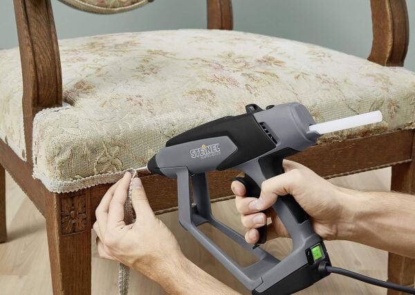 Steinel GluePRO 400 LCD Profesyonel Silikon Tabancası Karton Kutu