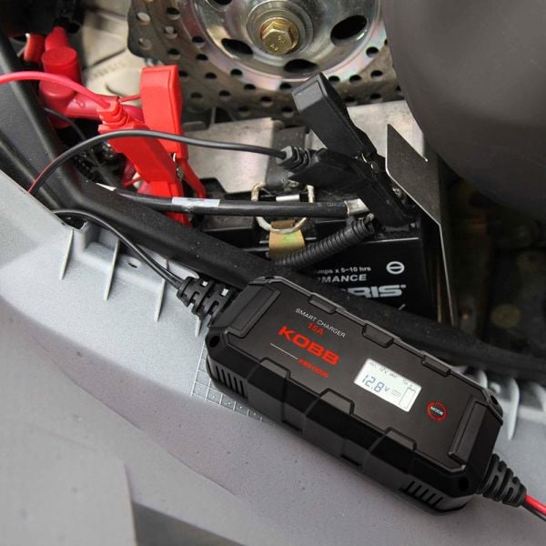 KOBB KBS15000 Akıllı Dijital Akü Şarj ve Akü Bakım/Desülfatör 6V/12V/24V 300A