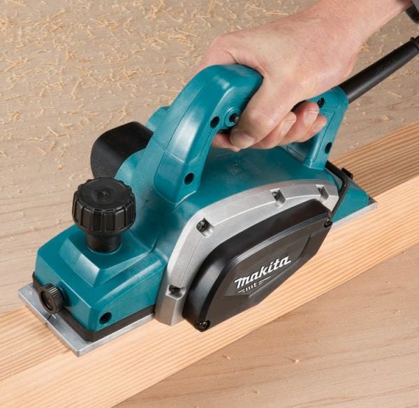 Makita MT 1902B Planya Makinası 82 mm/500W