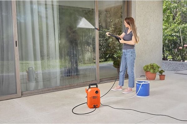 Black+Decker BEPW1300 1300W 110 Bar Basınçlı Yıkama