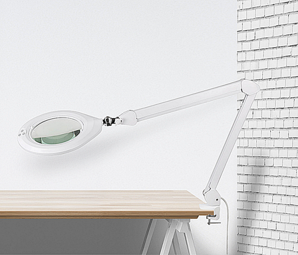 Geniş Mercekli Luma  Masaya Bağlanabilir Büyüteç | Ayarlanabilir Led Işığı