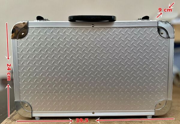 KNC Yuvarlak Köşeli Alüminyum Takım Çantası 39,5x24x9 cm