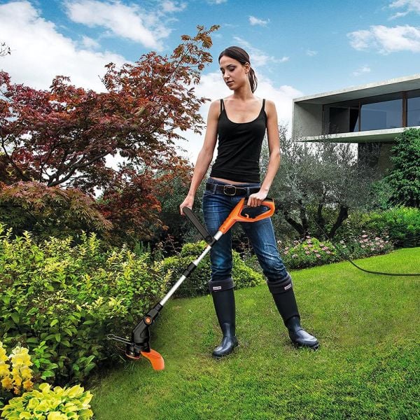 WORX 30cm Elektrikli Teleskobik Saplı Misinalı Çim ve Kenar Kesme 550 W