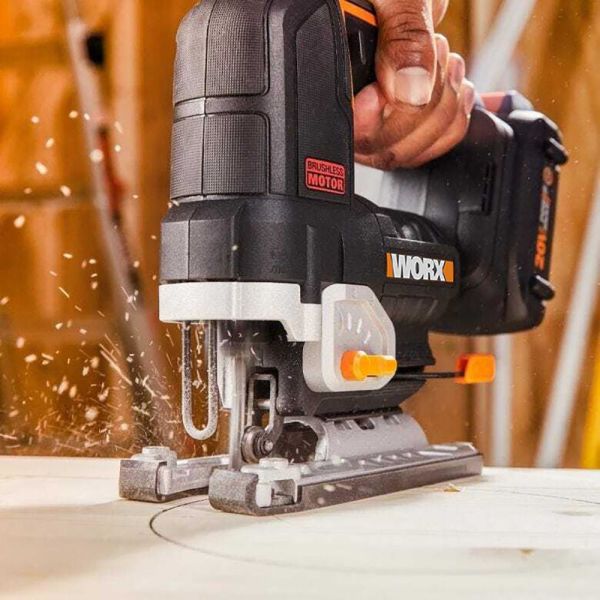 WORX WX542 20Volt 2.5Ah. Li-ion Tek Akü Şarjlı Dekupaj Testere