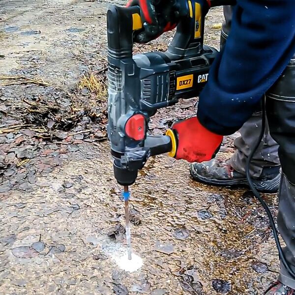 CAT DX27 SDS-Plus Kırıcı ve Delici 1500Watt 5.0J 32 mm