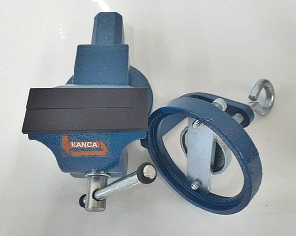 Kanca Castillo Sfero Minik Masa Mengenesi 75