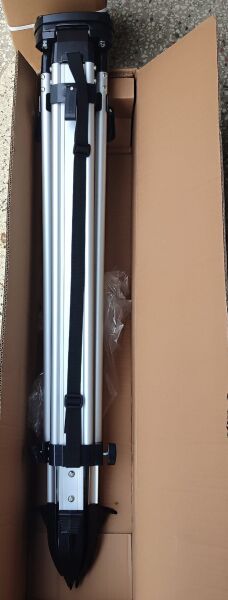 Leica RMT01 Tripod (Jogger Serisi , Lino L+ , L2P5 , P3 , P5 , Tüm Roteo serisi ve Agatec GL1000) Uyumlu