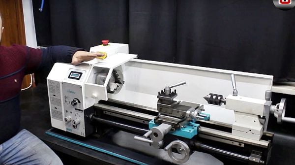 Ozco CR2555V Vario Tezgah Torna Makinası 55 cm