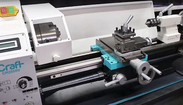 Ozco CR2555V Vario Tezgah Torna Makinası 55 cm