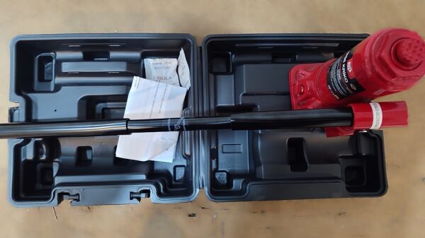 Bigred TR90304S Şişe Kriko 3 Ton Plastik Kutulu