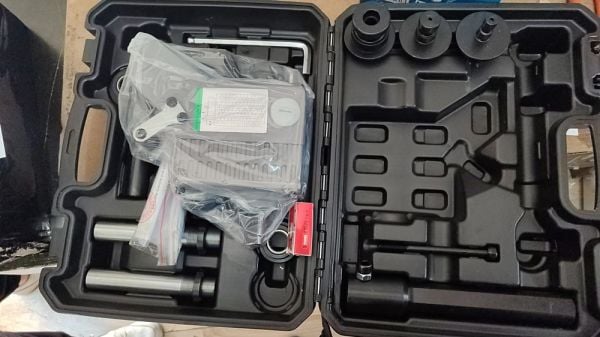 Tuwei Manuel Yiv Açma Aparatı 3/4''-8''